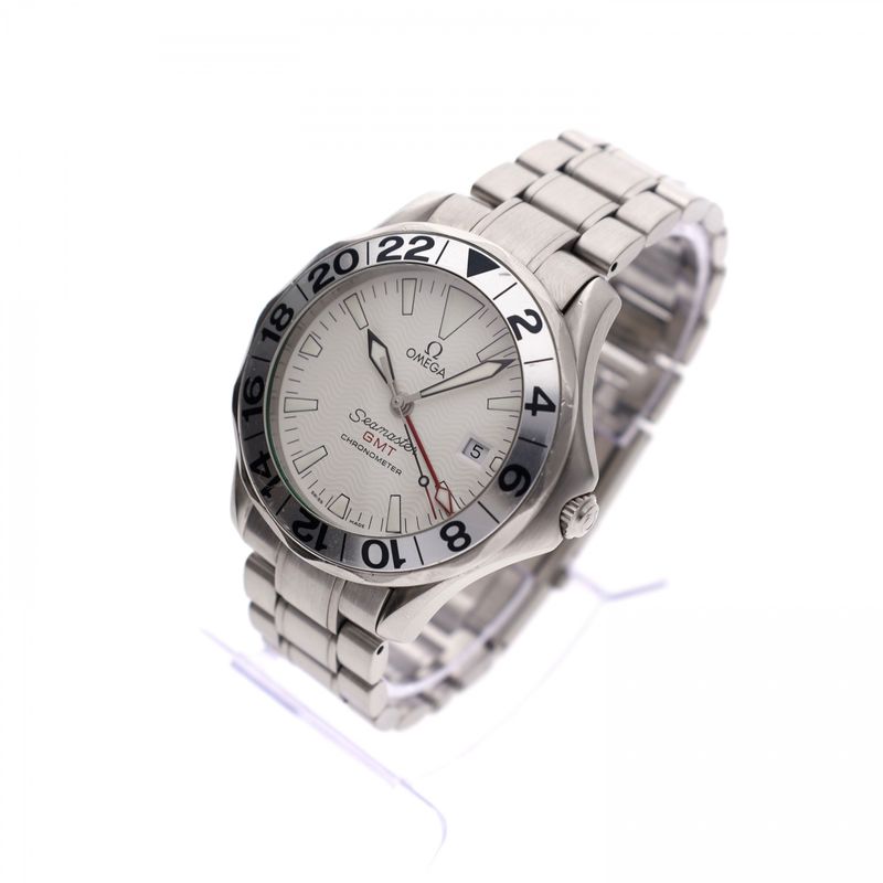 Image 3 of Omega Seamaster GMT 'Great White' 2538.20.00; Automatic Watch