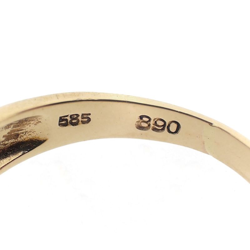 Image 8 of Gold ring with zirconia stones