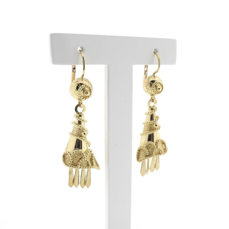 Image 3 of Oriental gold earrings with filigree strand