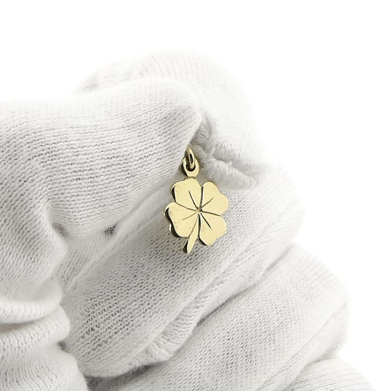 Image 6 of Gold pendant of a four-leaf clover