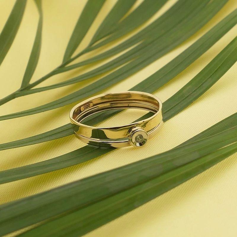 Image 2 of Bicolor Gold Ring with Zirconia