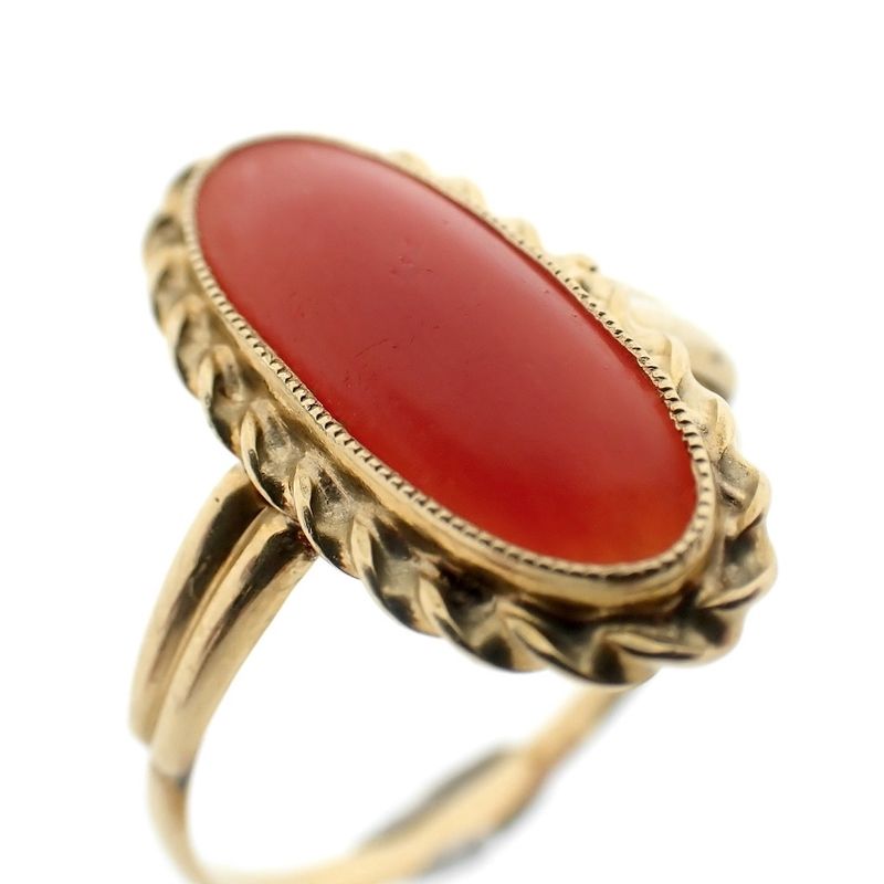 Image 3 of Gold ring with red coral | Vintage