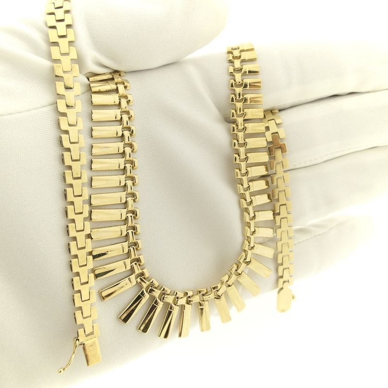 Image 9 of Gold Cleopatra necklace | 43 cm