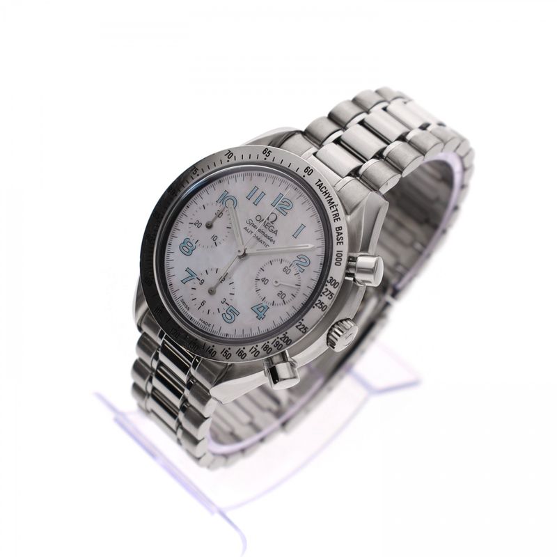 Image 3 of Omega Speedmaster Reduced 'Mother of Pearl' 3802.71.53; Automatic Chronograph