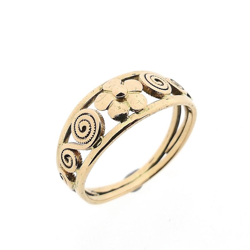 Image 1 of Vintage Gold Floral Ring