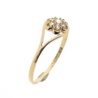 Gold ring with zirconia stones