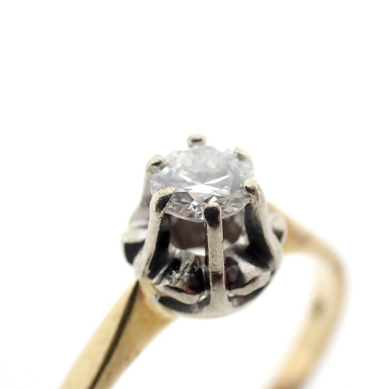 Image 3 of Two-tone gold solitaire ring with diamond | 0.25 ct.