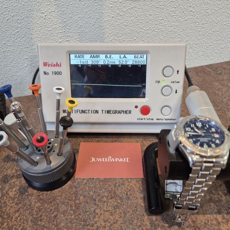 Image 19 of Breitling Superocean Automatic 42mm A17340; Men's diving watch