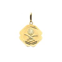 Gold pendant of the coat of arms of Saudi Arabia
