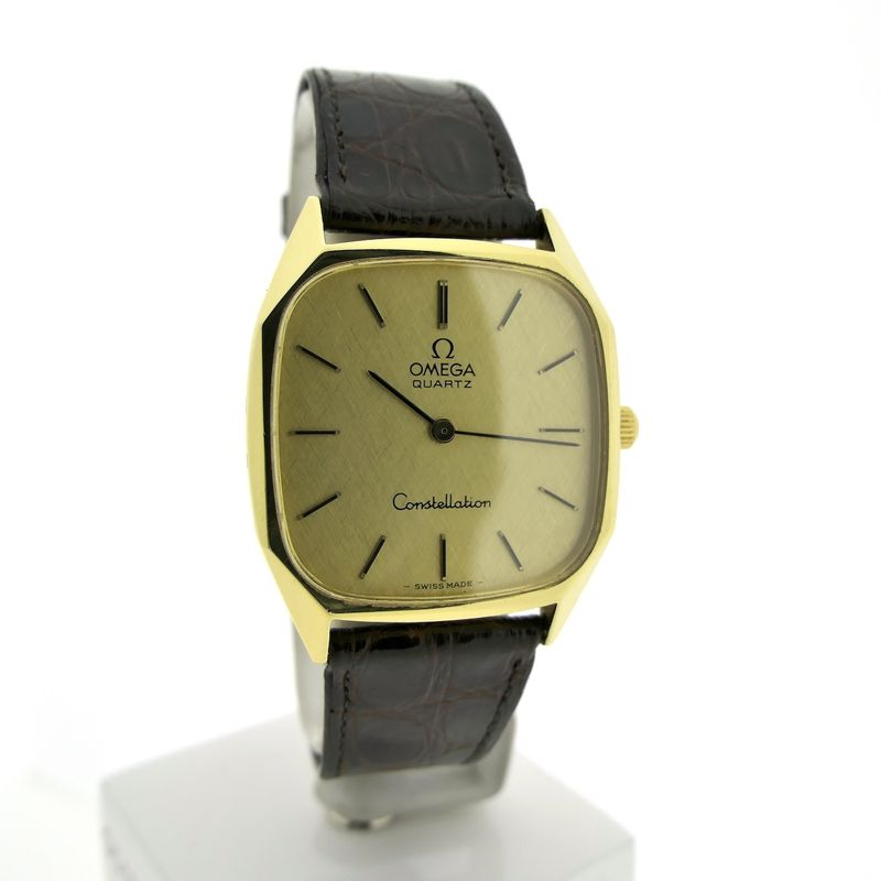Image 3 of Omega Constellation; Vintage 18k gold men's watch with a linen dial