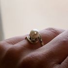 Afbeelding 7 van Gouden ring met parel en diamanten; 0,07 ct.