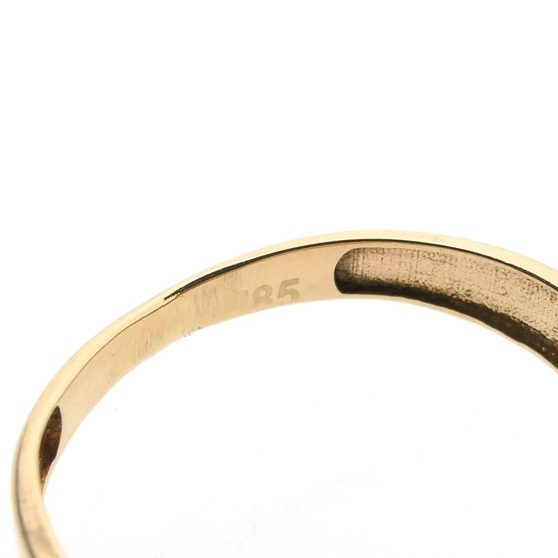 Image 9 of Gold ring with zirconia