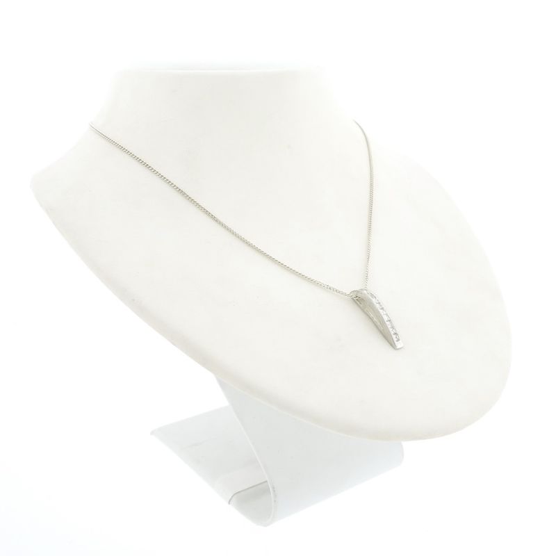 Image 6 of Silver pendant with zirconia stones