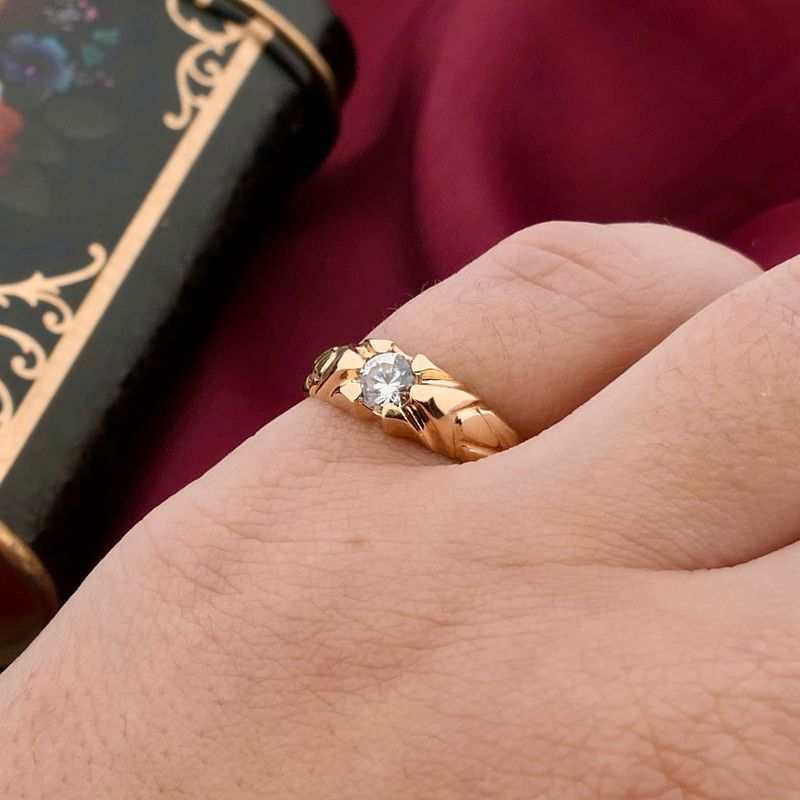 Image 4 of Gold solitaire ring with zirconia