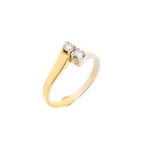 Two-tone gold ring with 0.38 ct. diamond | Toi et moi