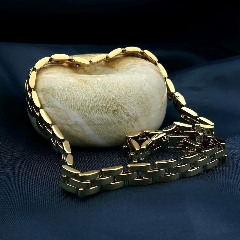 Image 2 of Cartier gold Bismarck link necklace