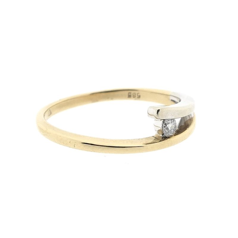 Image 1 of Two-tone gold ring with diamond; 0.07 ct.