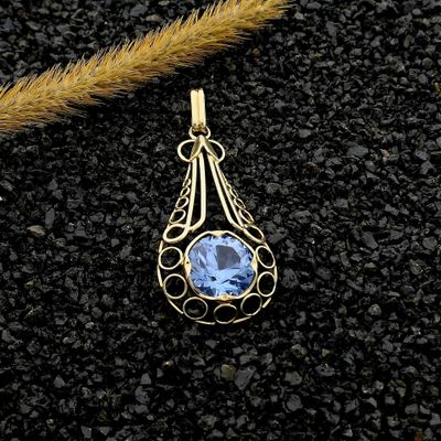 Gold Pendant with Topaz; 14 Karat Image 2 of Gold Pendant with Topaz; 14 Karat