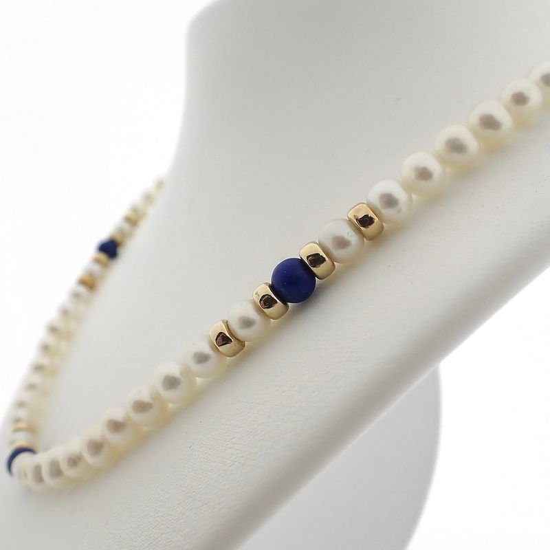Image 6 of Pearl necklace with lapis lazuli and gold clasp | 43 cm