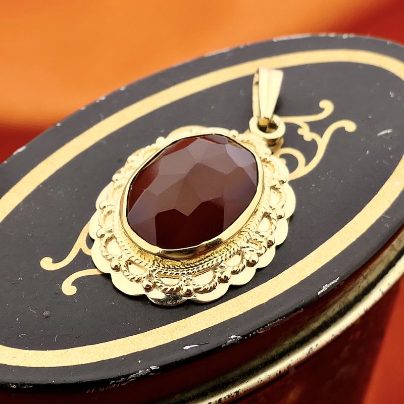 Image 2 of Vintage Gold Pendant with Carnelian