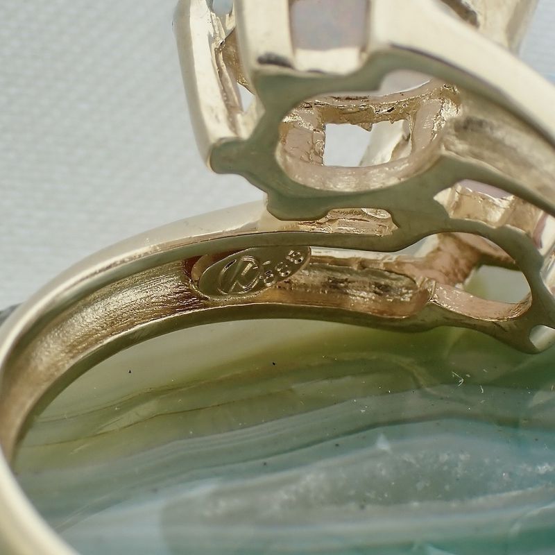 Image 7 of Gold ring with white opal | Toi et moi