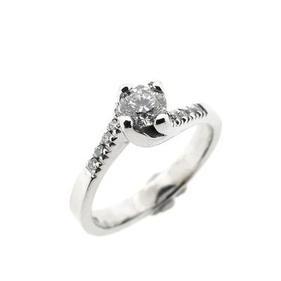 Image 1 of 18K white gold ring with diamonds | 0.35 ct.