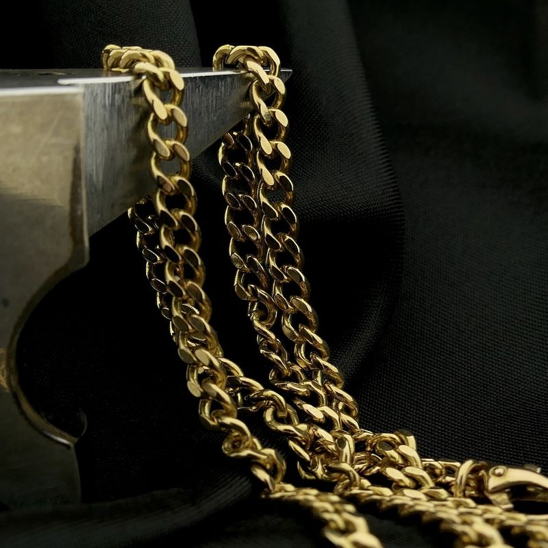 Image 2 of Solid gold gourmet link chain