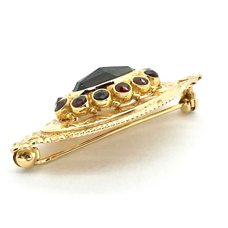 Image 5 of Antique gold brooch with garnet
