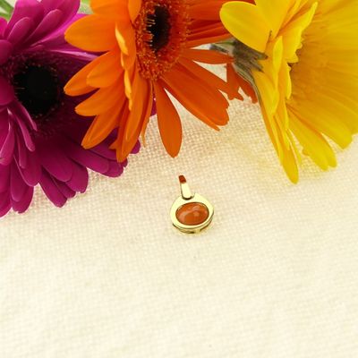 Image 2 of Gold pendant with red coral | Vintage