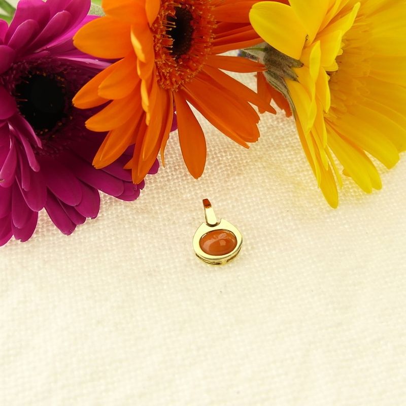 Image 2 of Gold pendant with red coral | Vintage