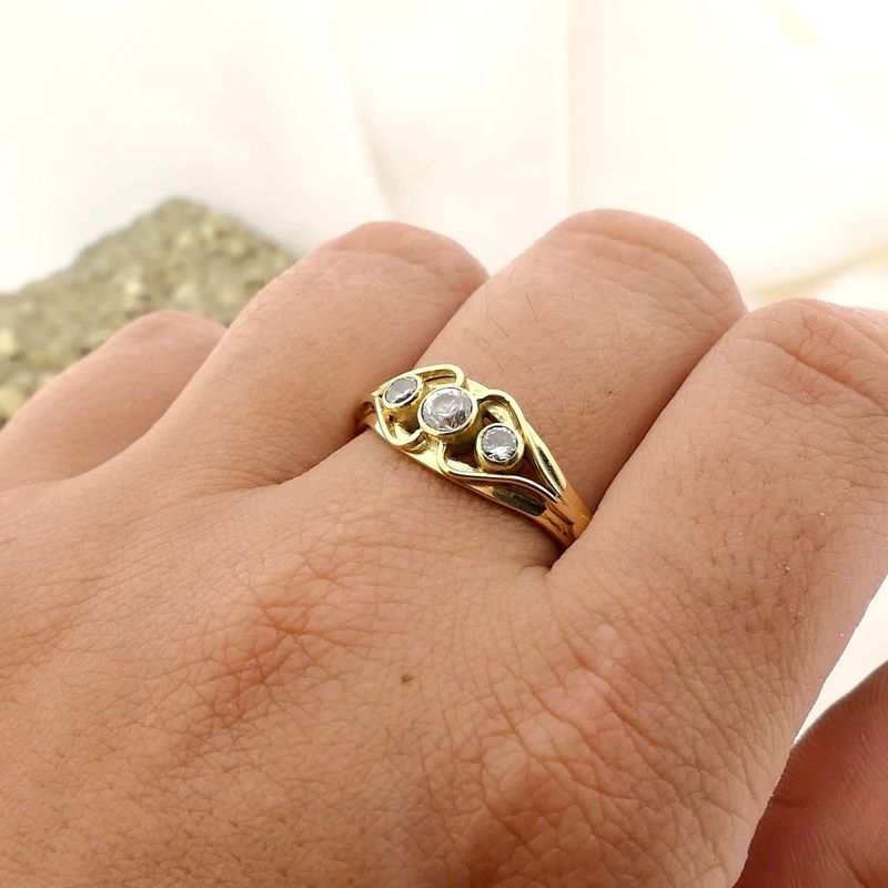 Image 4 of Gold Ring with Zirconia