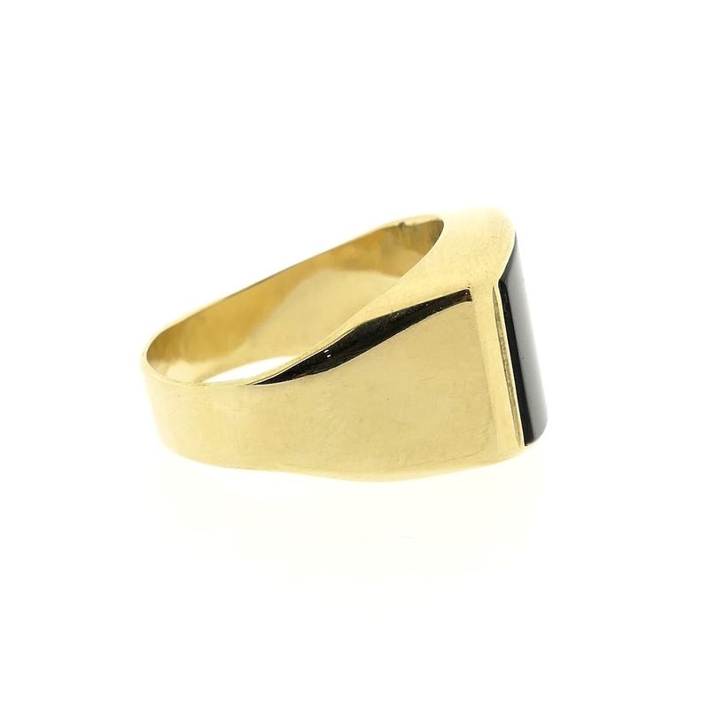Image 6 of Gold signet ring with onyx