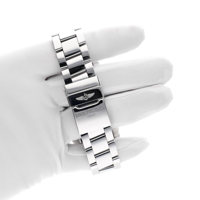 Image 12 of Breitling Super Avenger 'Black' A13371; Chronograph men's watch