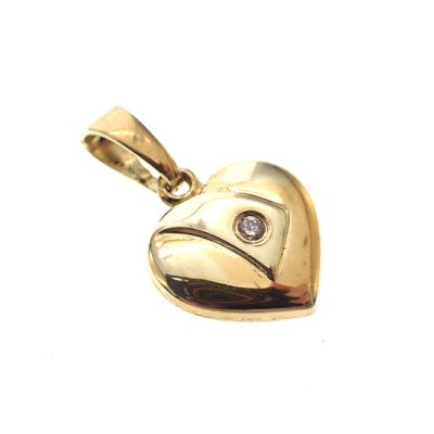 Image 2 of Gold pendant of a heart with zirconia