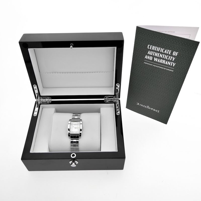 Image 4 of Ebel Tarawa E9656J21; Unisex/ladies watch