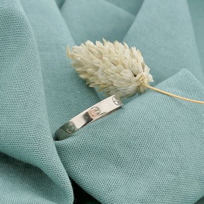 Image 2 of 18 carat white gold ring | Cartier