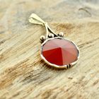 Image 3 of Vintage gold pendant with carnelian