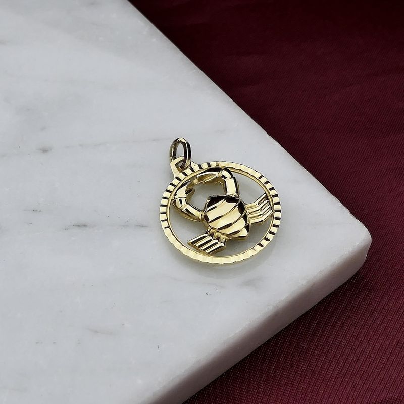 Image 2 of Gold zodiac sign pendant Cancer