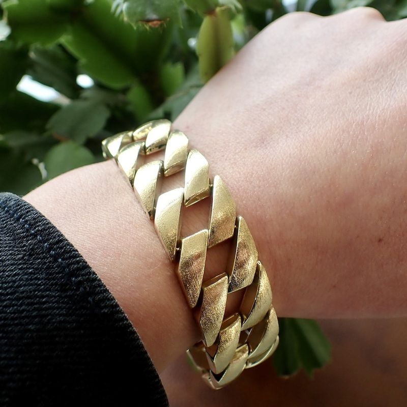 Image 8 of Exclusive gold gourmet link bracelet | 21 cm