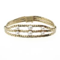 Vintage gold bracelet with pearls