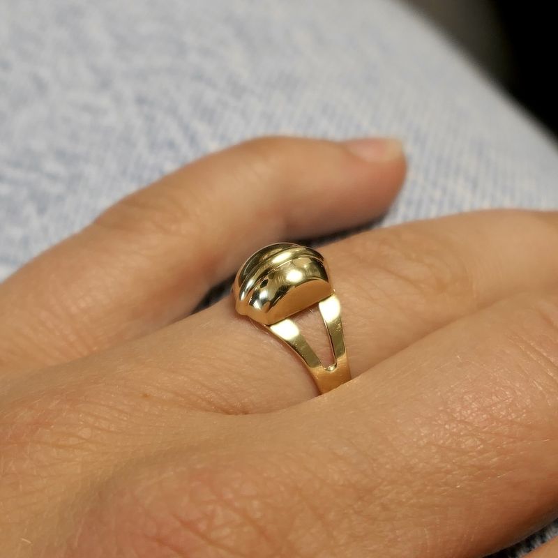 Image 9 of Vintage gold ring
