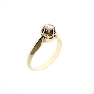 Image 1 of Vintage gold solitaire ring with 0.12 ct diamond.