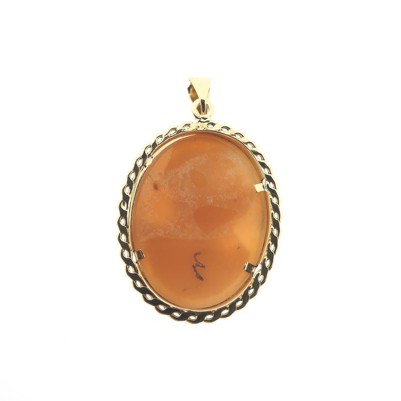 Image 3 of Gold pendant with cameo
