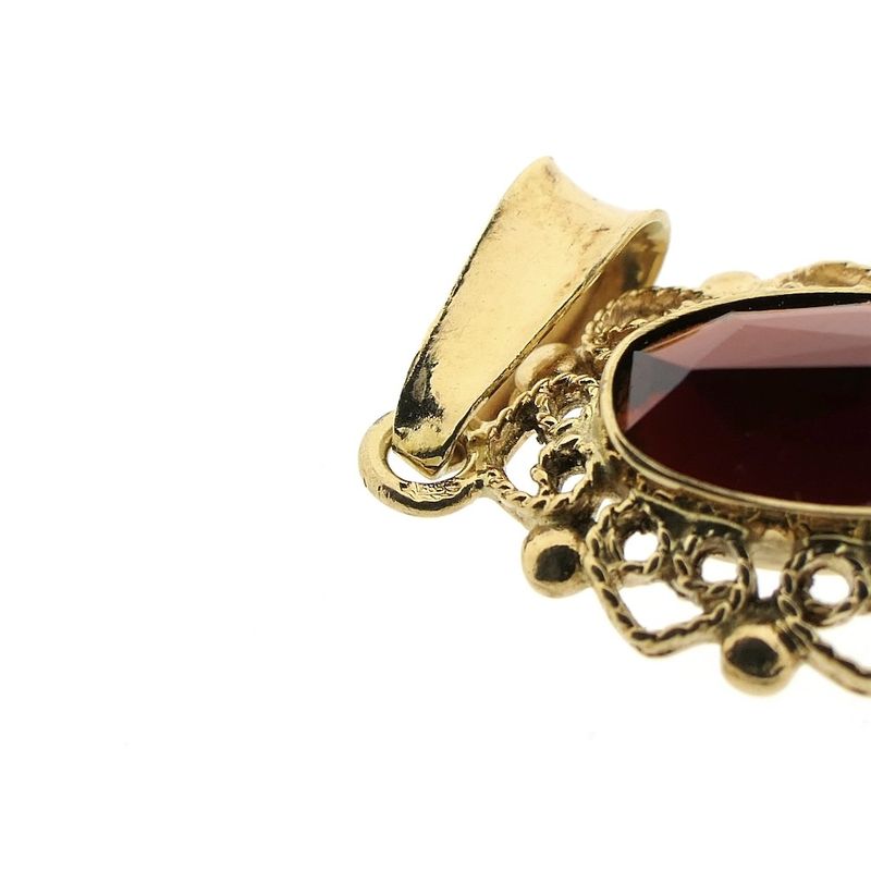 Image 7 of Vintage gold pendant with garnet