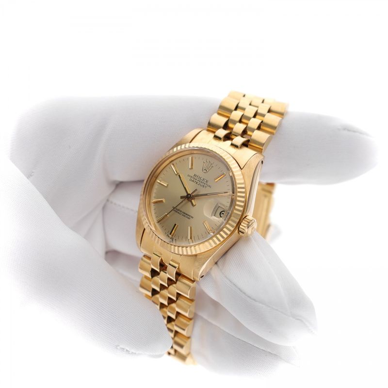 Image 5 of Rolex Datejust 31mm 18ct Gold Watch