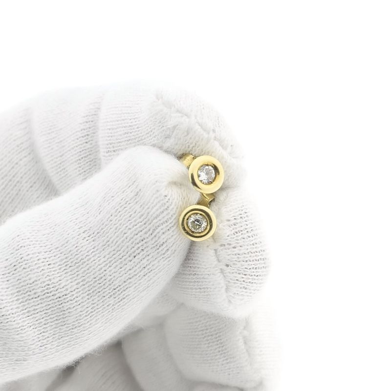 Image 12 of Gold subtle stud earrings with diamond | 0.20 ct.