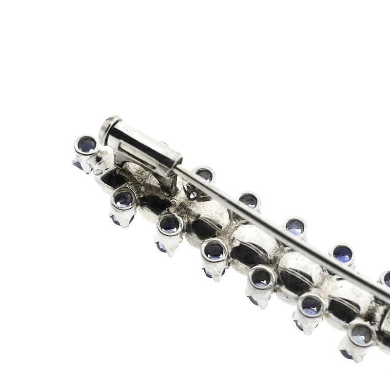 Image 4 of Antique white gold brooch with pearl and sapphire
