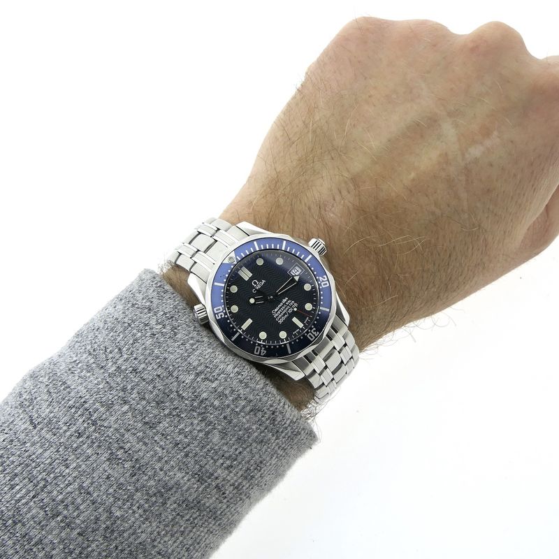 Image 11 of Omega Seamaster 300m 'James Bond'; Automatic men's diving watch