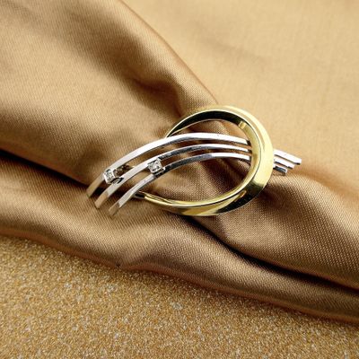 Two-tone fantasy brooch with diamond Image 2 of Two-tone fantasy brooch with diamond