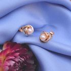 Image 2 of Tricolor gold stud earrings with pearl